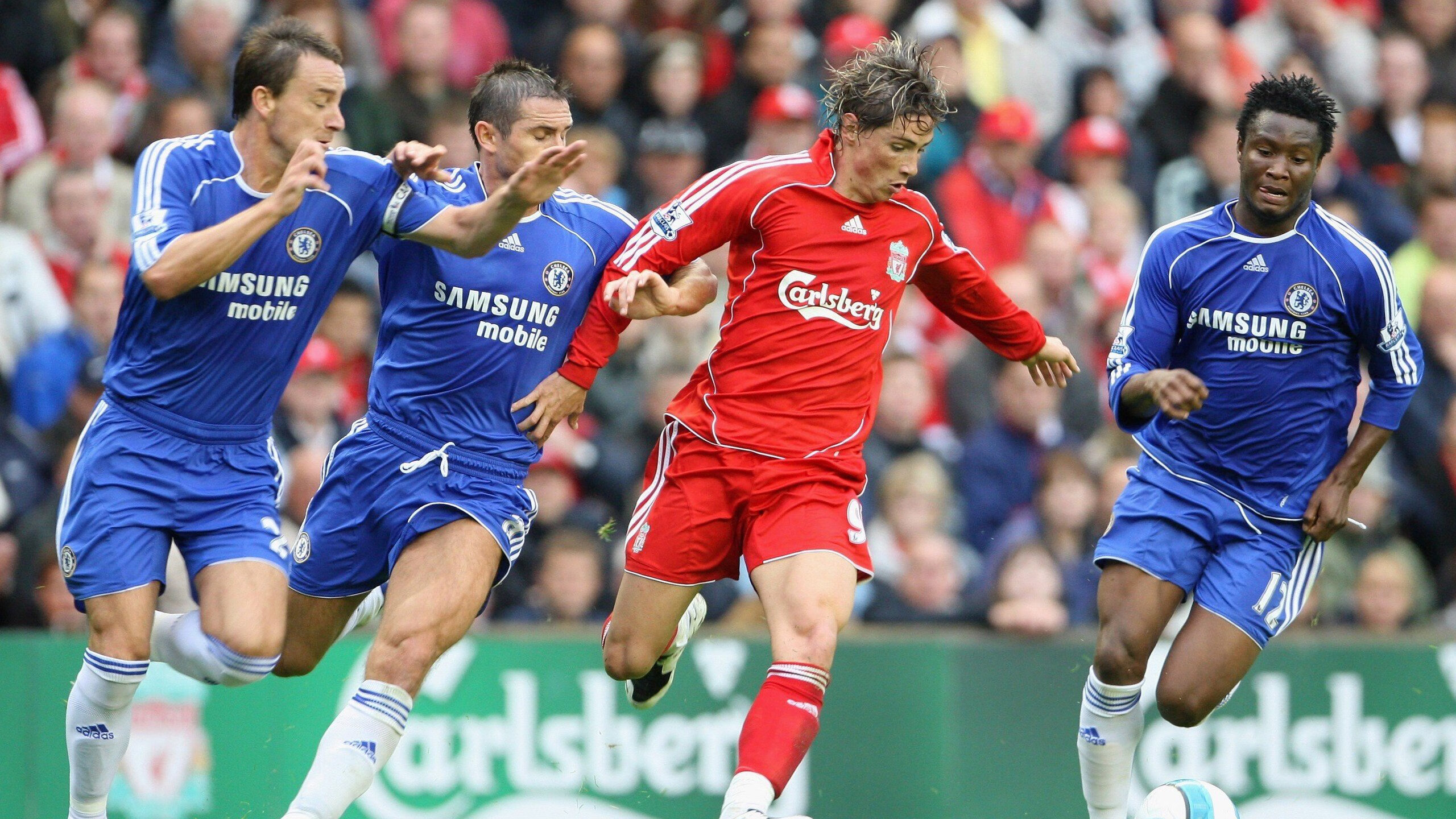 巴拉圭压制皇马,迪亚斯成为关键先生